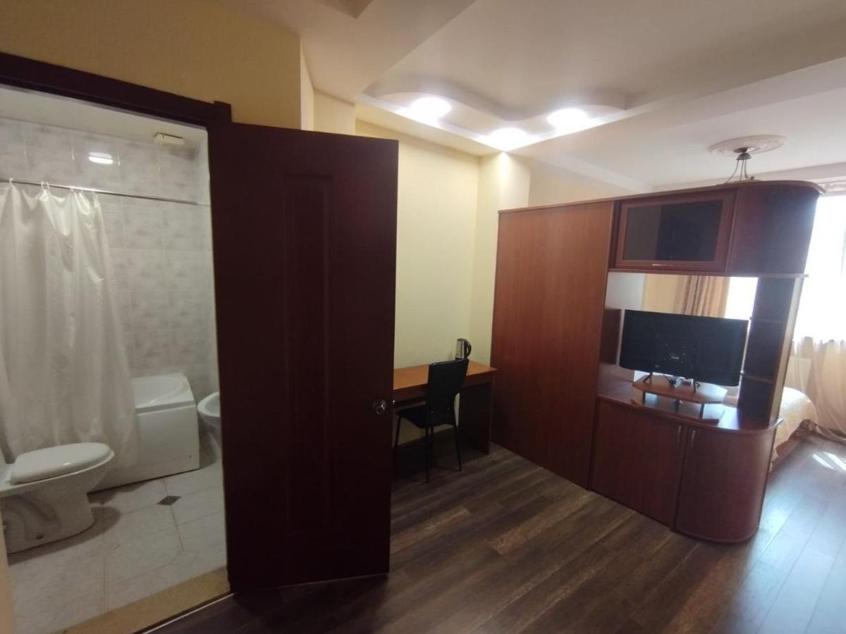 Aeetes Palace Kutaiszi Kültér fotó
