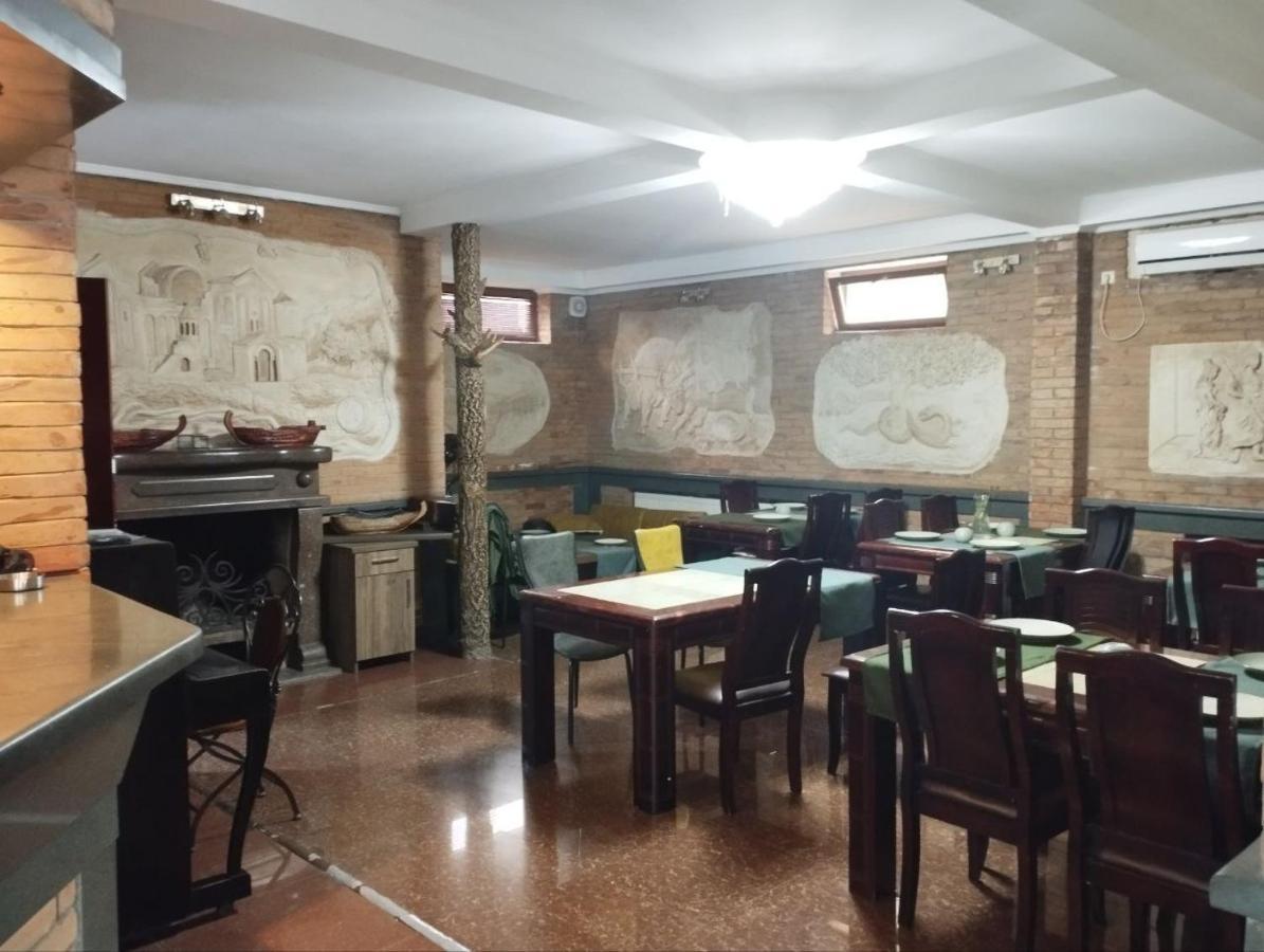 Aeetes Palace Kutaiszi Kültér fotó