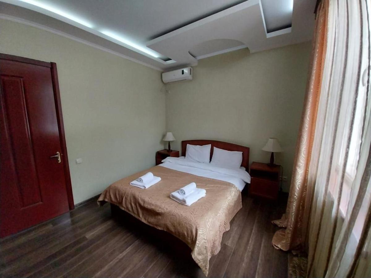 Aeetes Palace Kutaiszi Kültér fotó